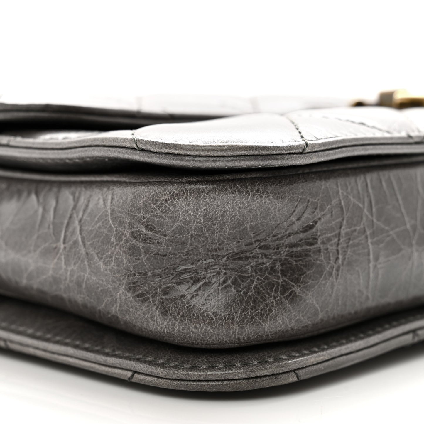 Glazed Calfskin Medium Perfect Edge Flap Grey