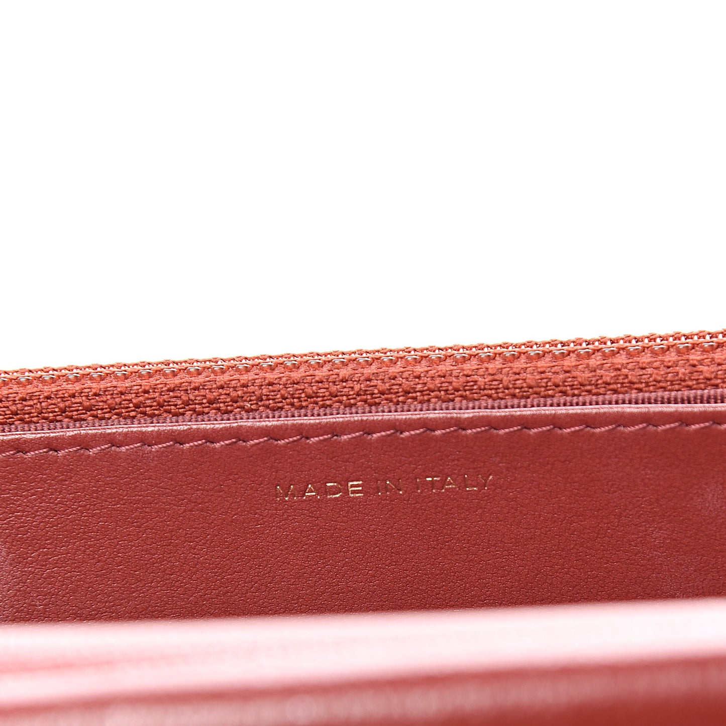Iridescent Caviar Quilted Wallet On Chain WOC Burgundy