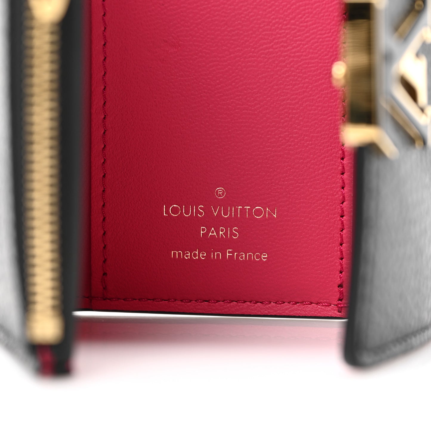 Taurillon Capucines XS Wallet Black