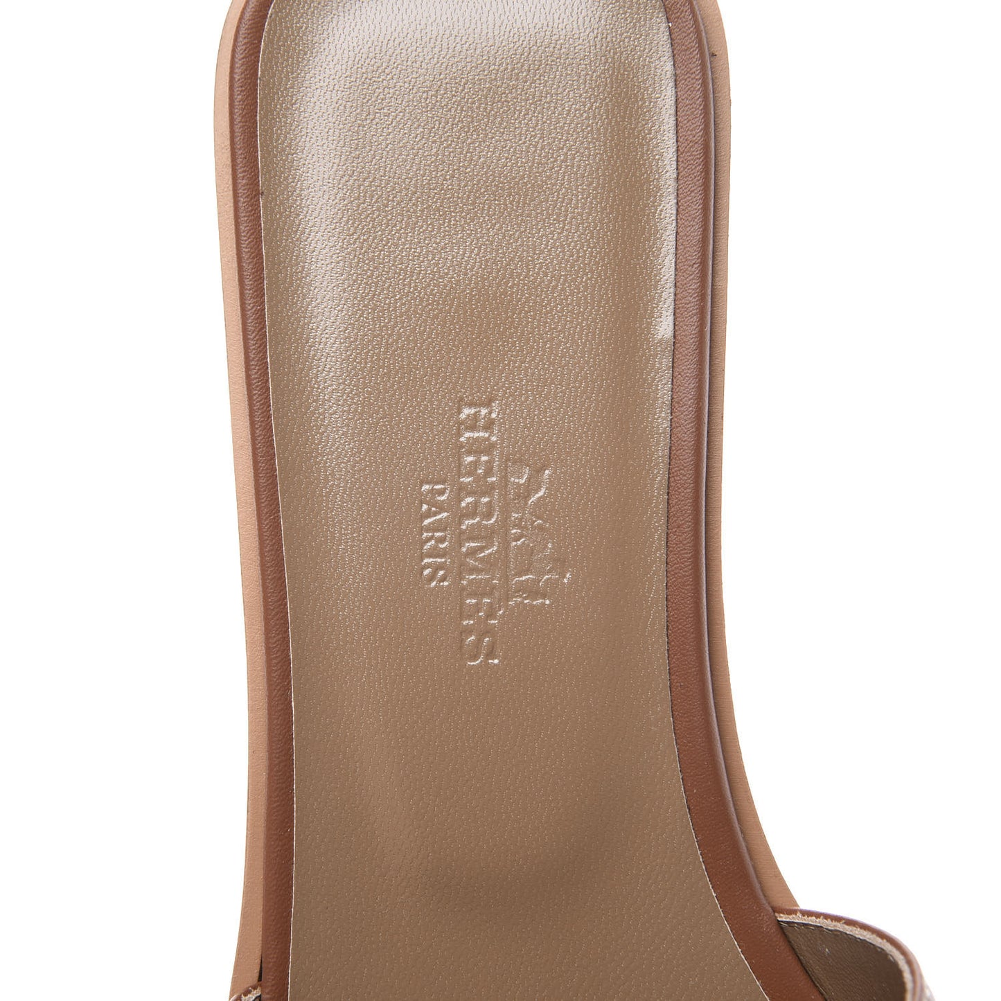 Box Calfskin Oran Sandals 36 Gold