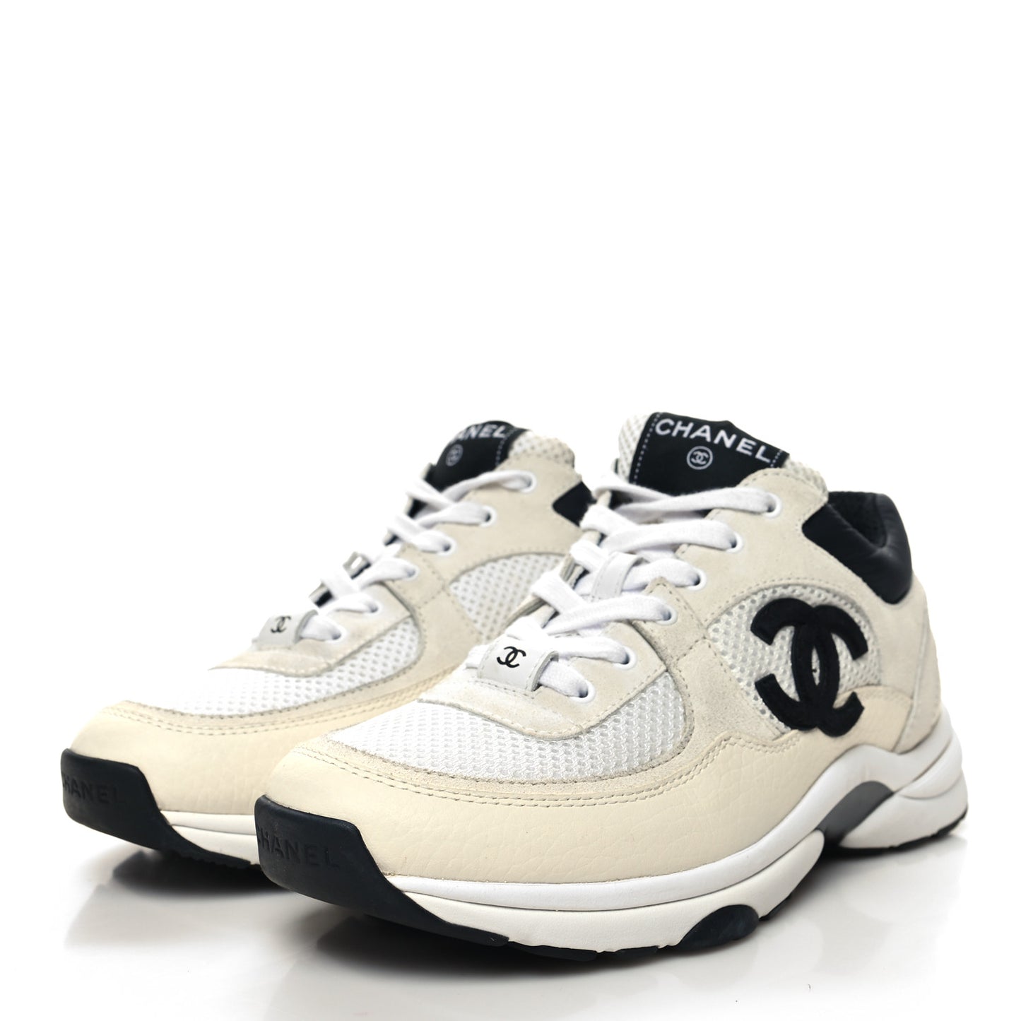 Mesh Suede Calfskin Grained Calfskin Womens CC Sneakers 38 White Black