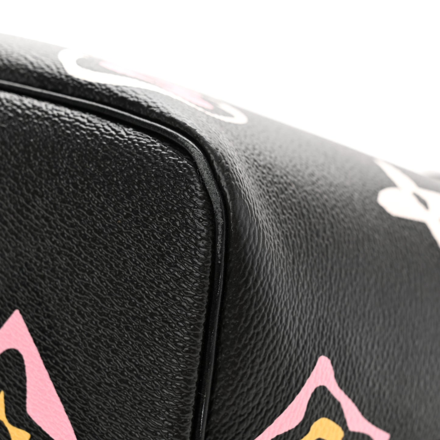 Monogram Giant Wild at Heart Neverfull MM Black