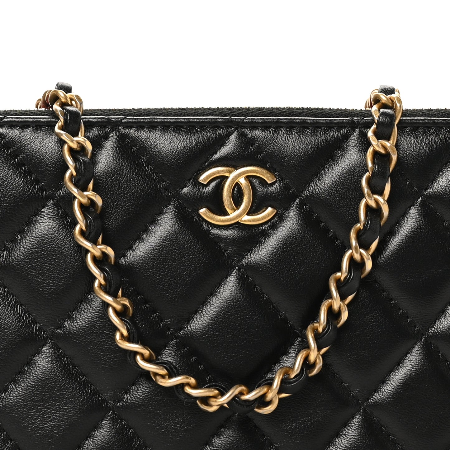 Lambskin Quilted Small Clutch With Chain Black