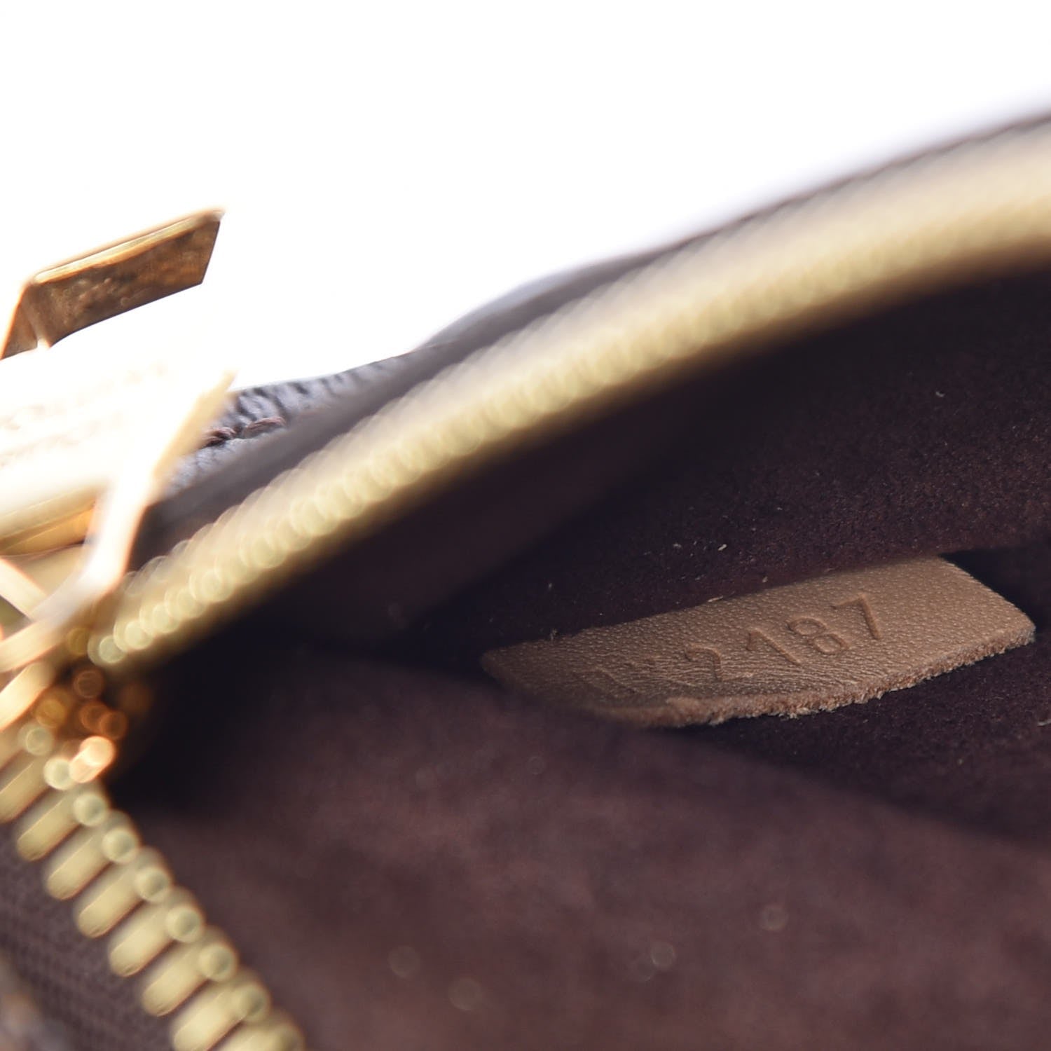 Louis Vuitton Monogram Pochette Metis 7 of 7