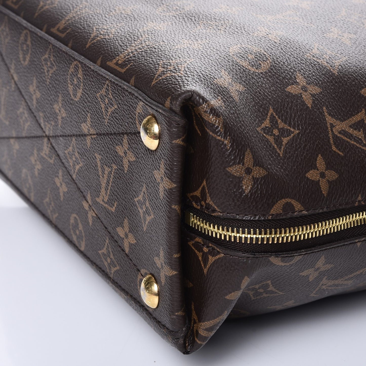 Monogram Voltaire