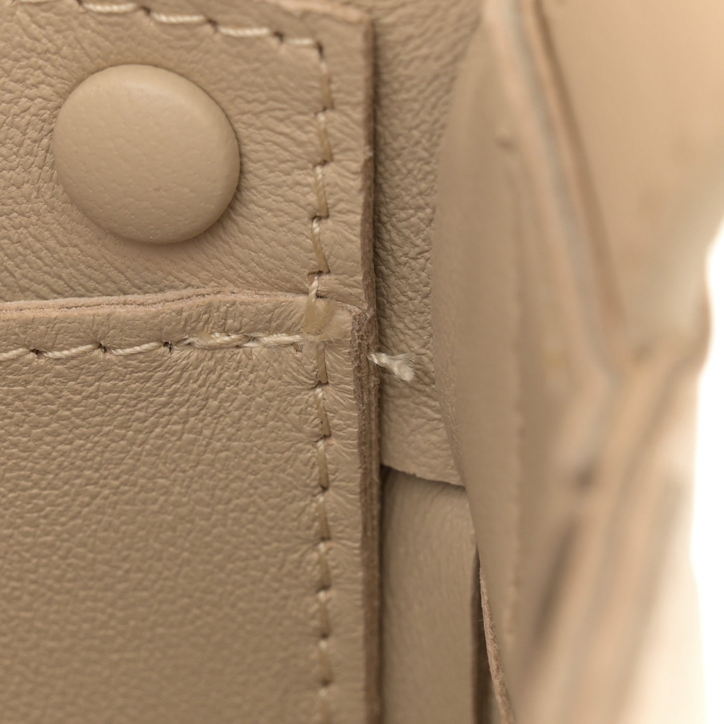 Brushed Calfskin Maxi Intreccio Crossbody Cassette Bag Porridge