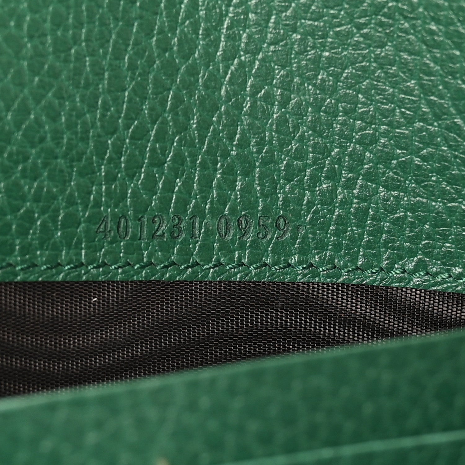 Gucci Calfskin Mini Dionysus Chain Wallet Emerald 6 of 10