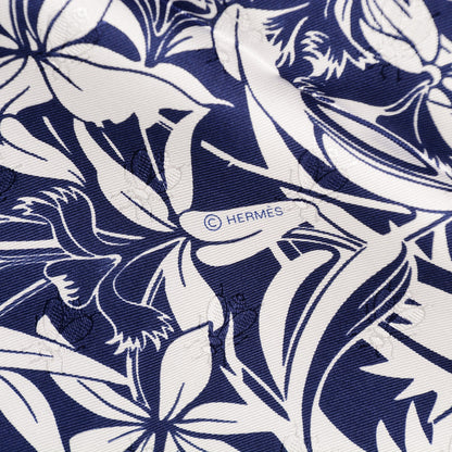 Hermes Silk Tatouage Flamingo Party Scarf 90 Bleu Blanc 5 of 6