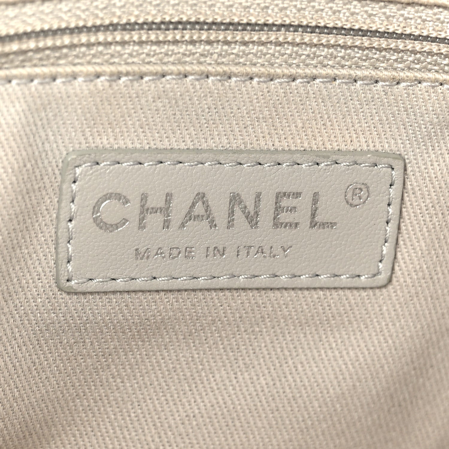 Chanel Caviar Quilted Medium Easy Flap Black 6 of 11