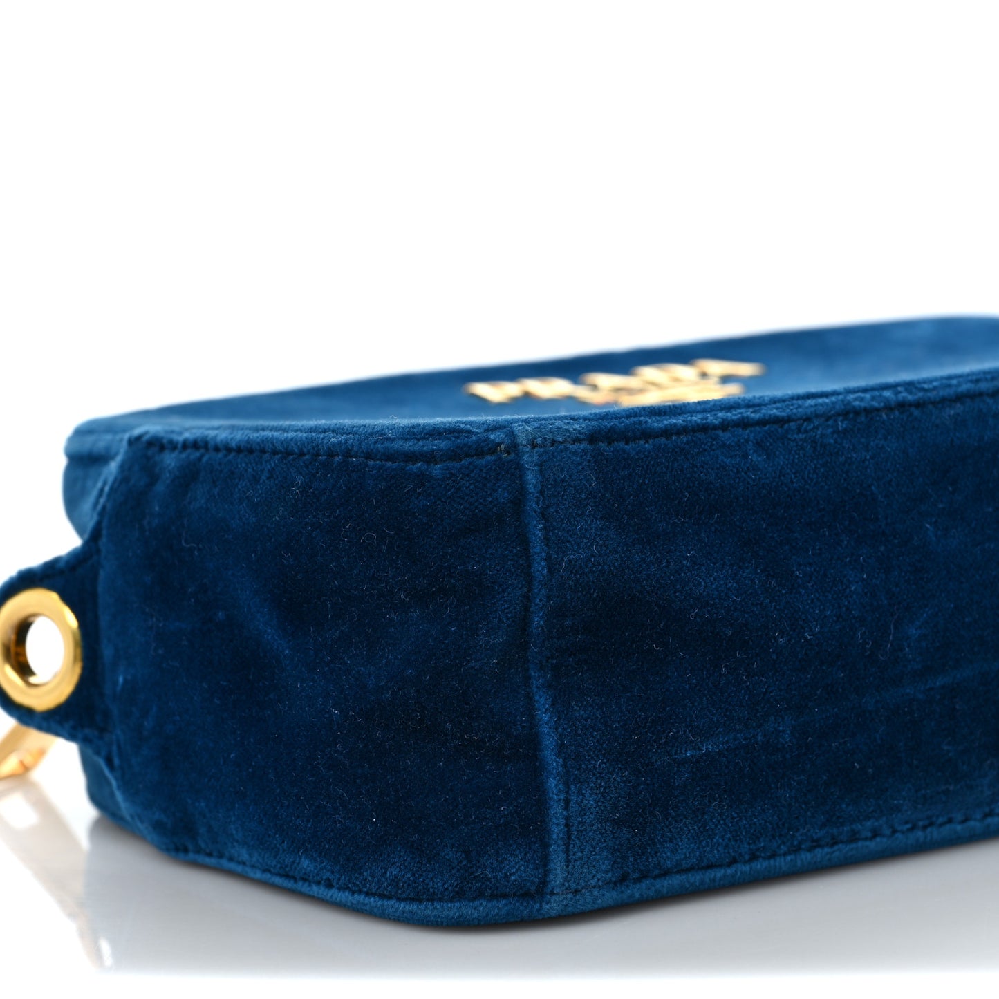 Velluto Zip Top Chain Shoulder Bag