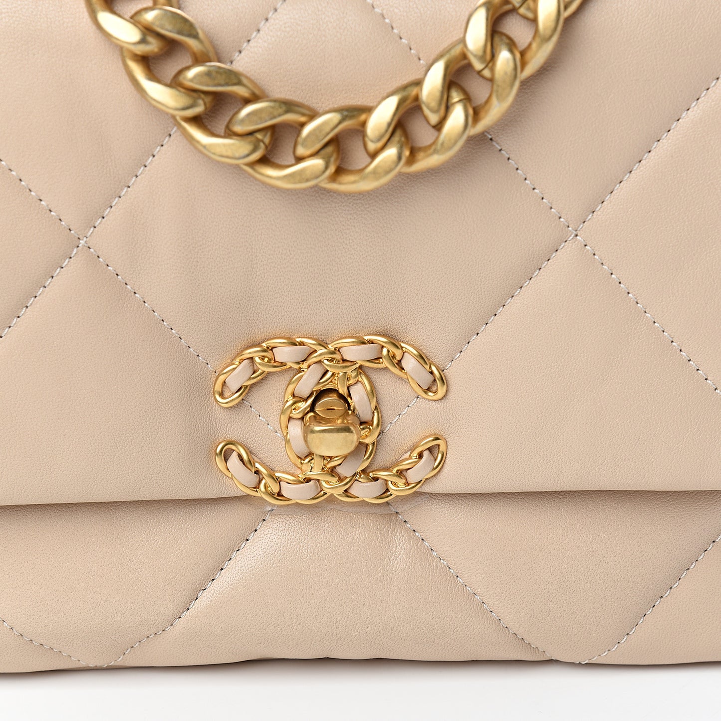 Lambskin Quilted Medium 19 Flap Beige