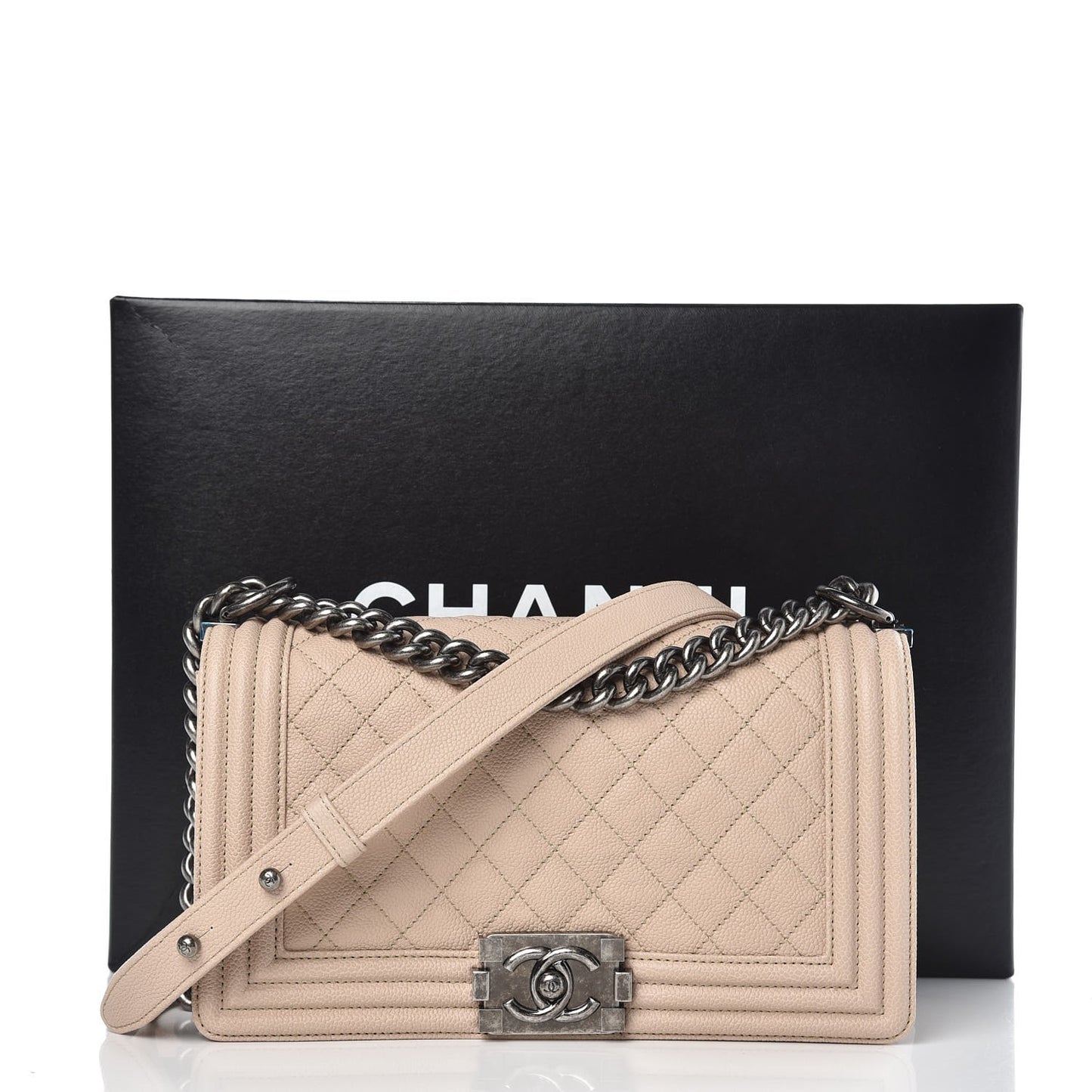 Caviar Quilted Medium Boy Flap Light Beige