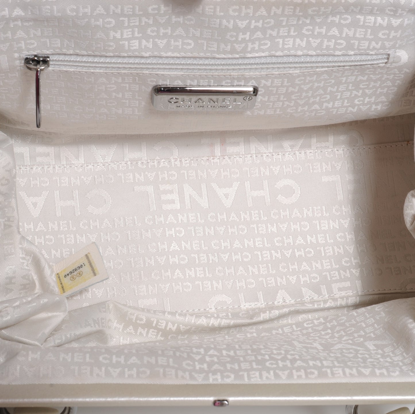 Ligne Framed Bag Light Silver