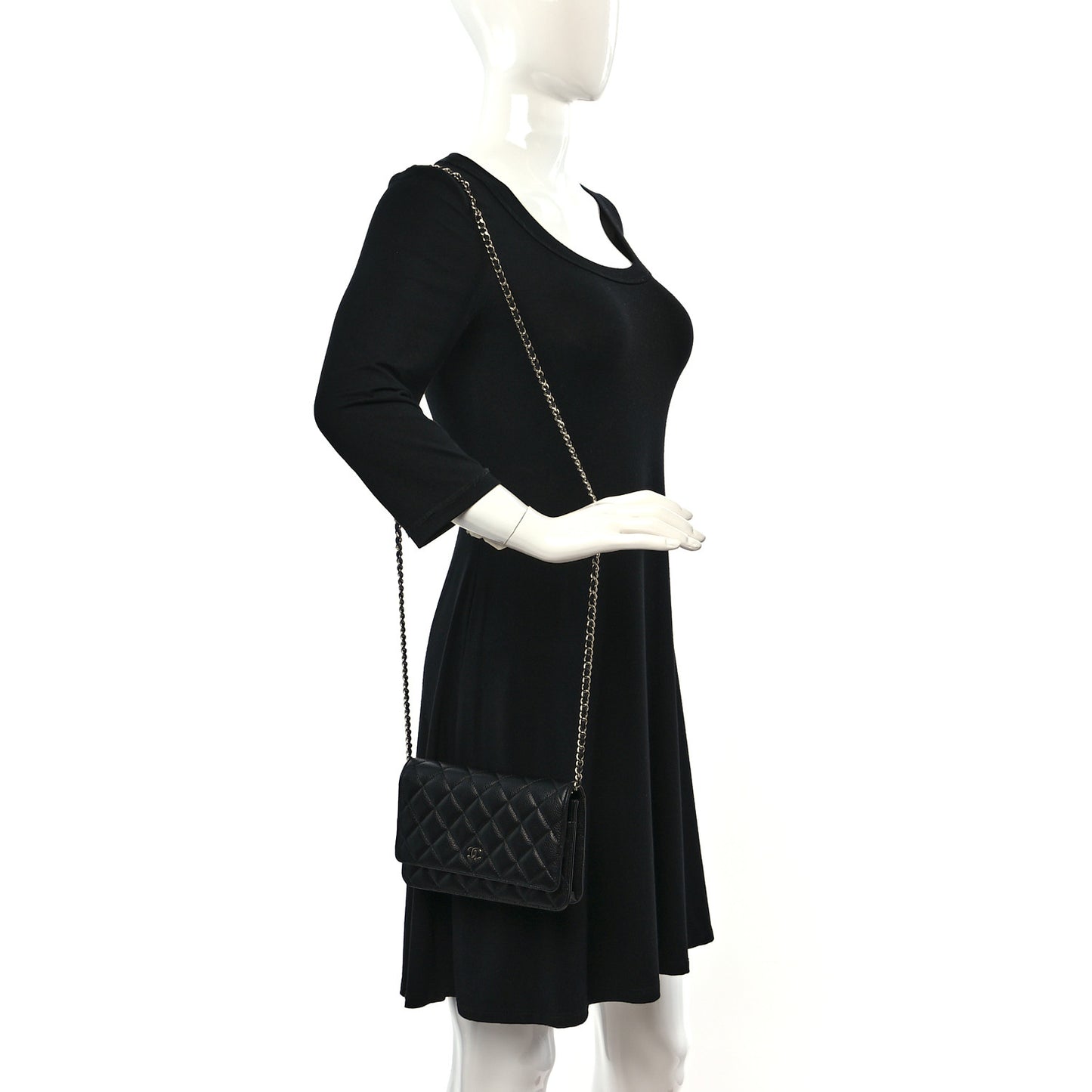 Caviar Quilted Wallet on Chain WOC Black