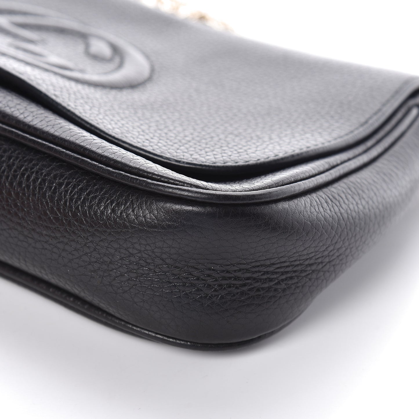 Pebbled Calfskin Medium Soho Flap Crossbody Black