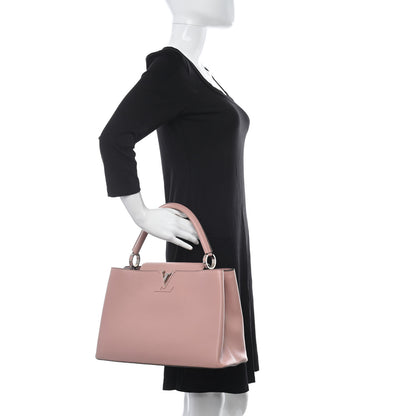 Louis Vuitton Taurillon Capucines MM Magnolia 2 of 10