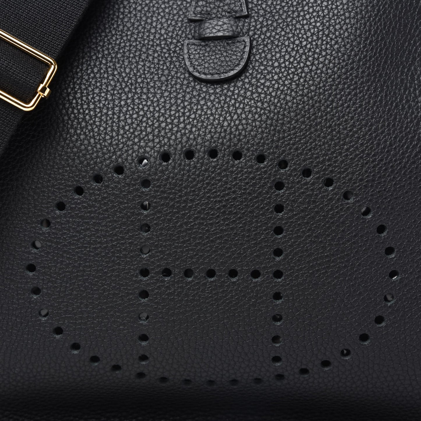 Taurillon Clemence Evelyne III PM Black