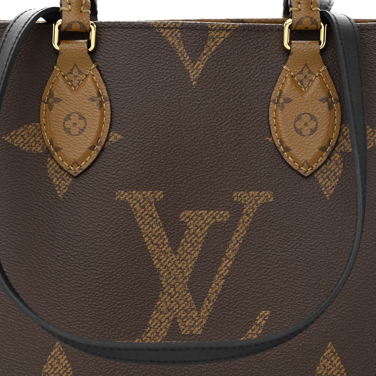 Louis Vuitton Reverse Monogram Giant Onthego MM 7 of 11