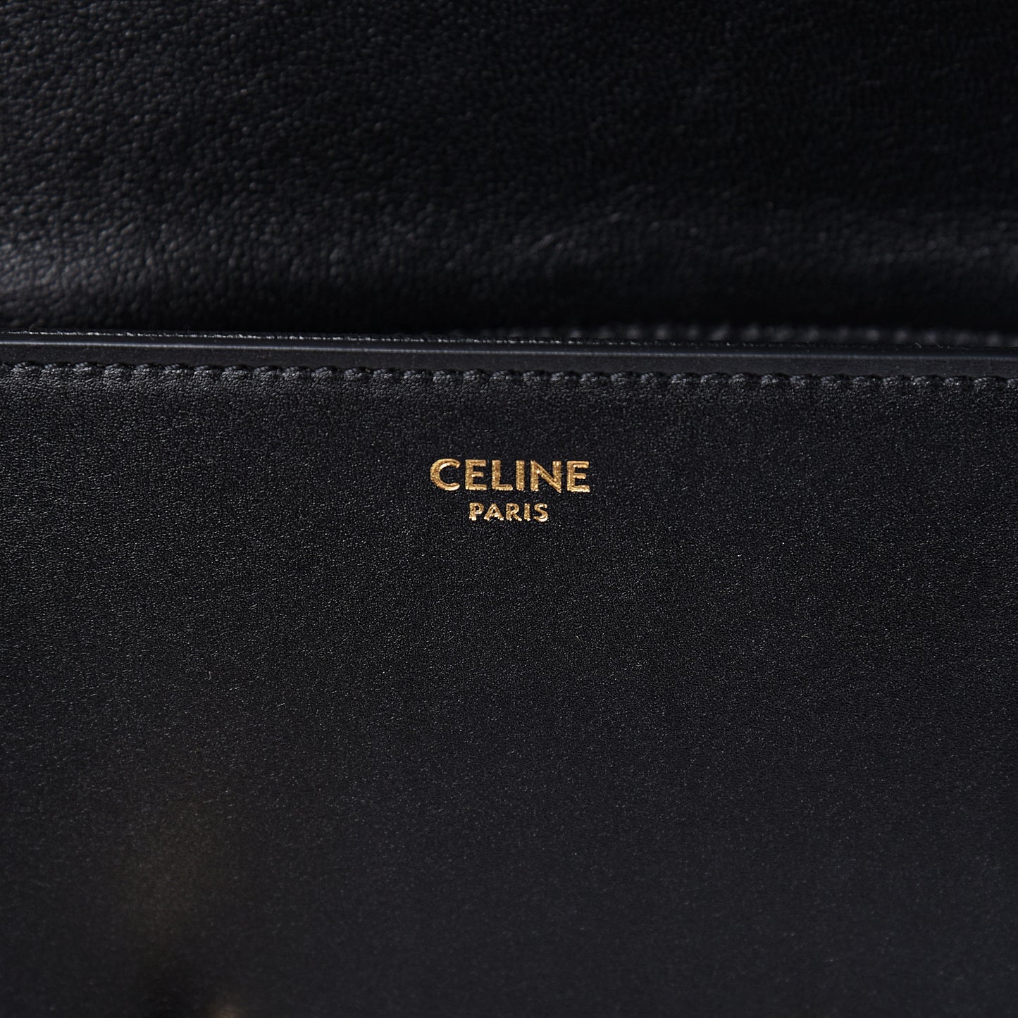 Shiny Calfskin Medium Chain Maillon Triomphe Black