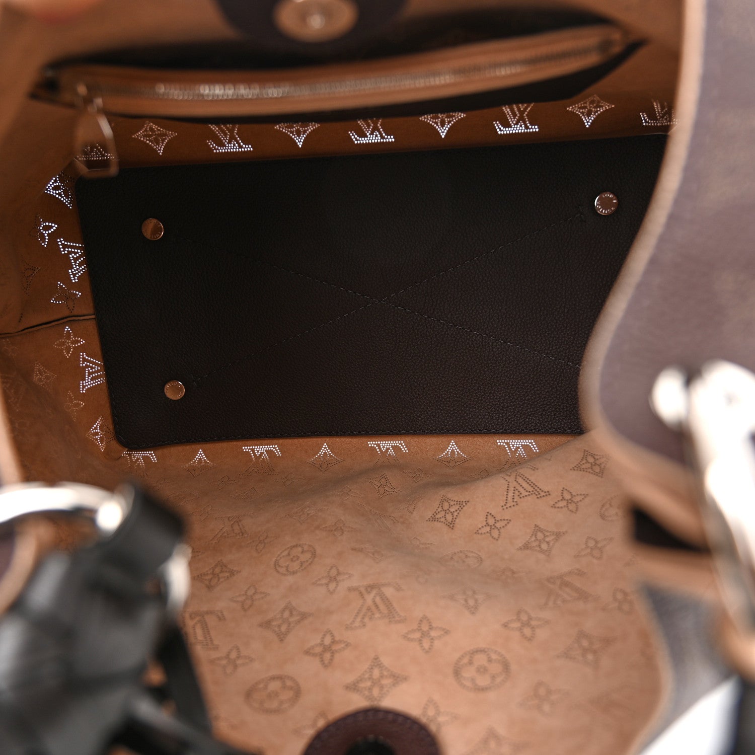 Louis Vuitton Mahina Carmel Hobo Chocolate 5 of 10