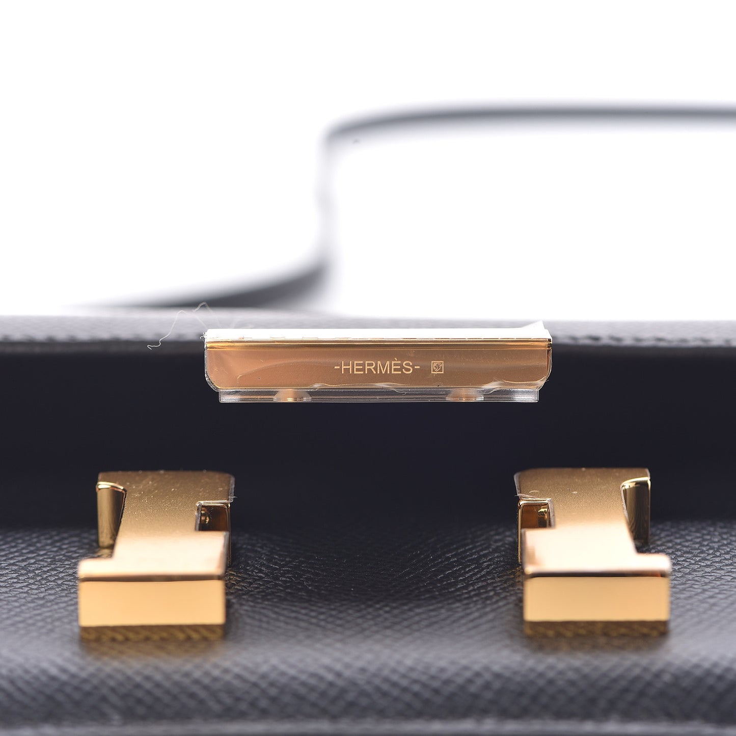Epsom Constance 18 Black