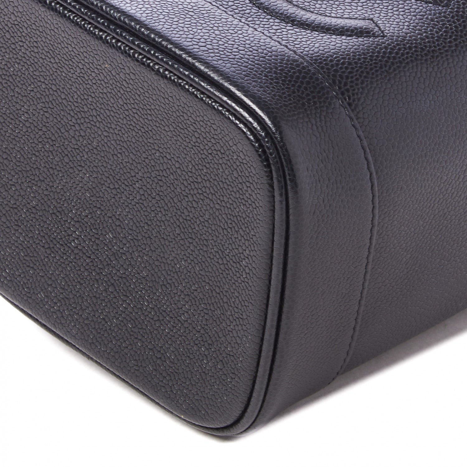 Chanel Caviar Vanity Cosmetic Case Black 4 of 9