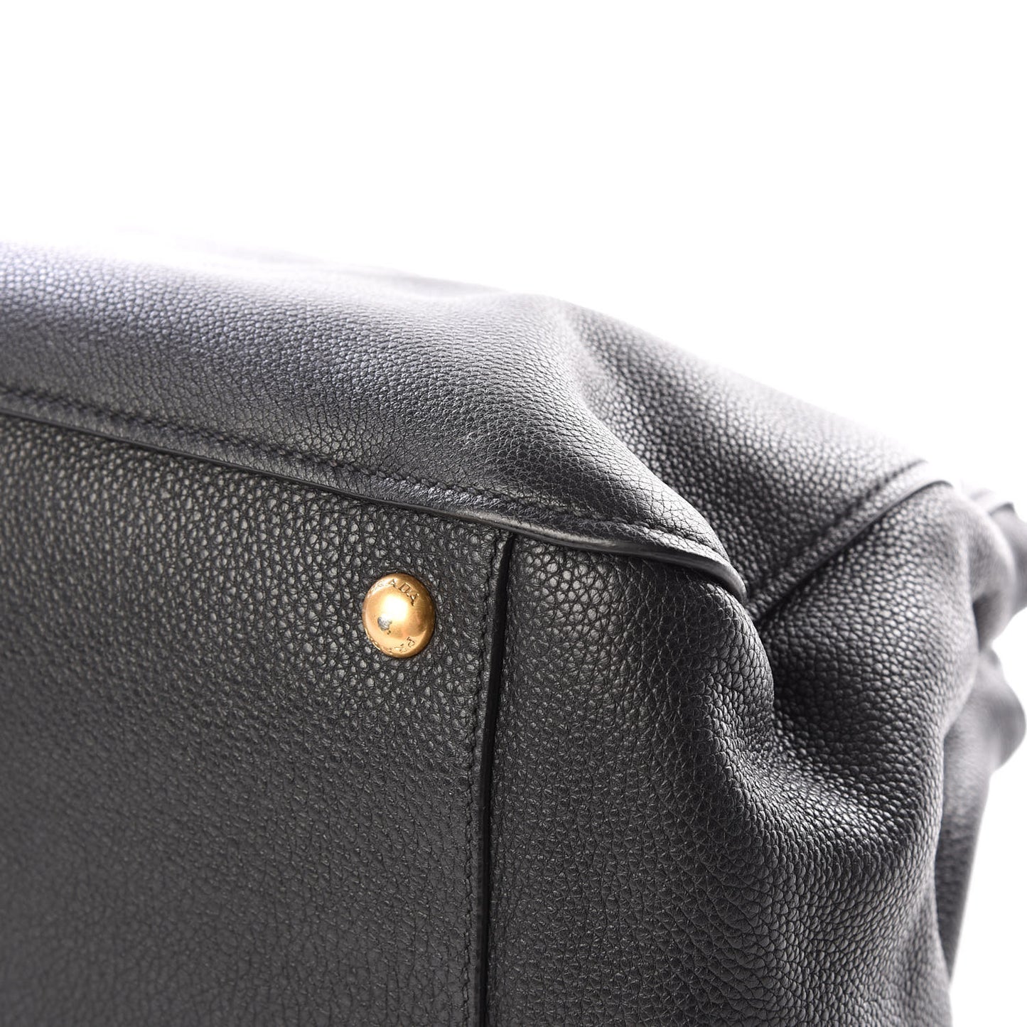 Vitello Daino Shoulder Bag Black