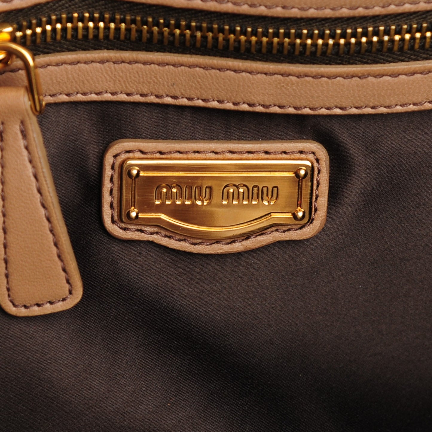 Nappa Twist Clutch Cammeo