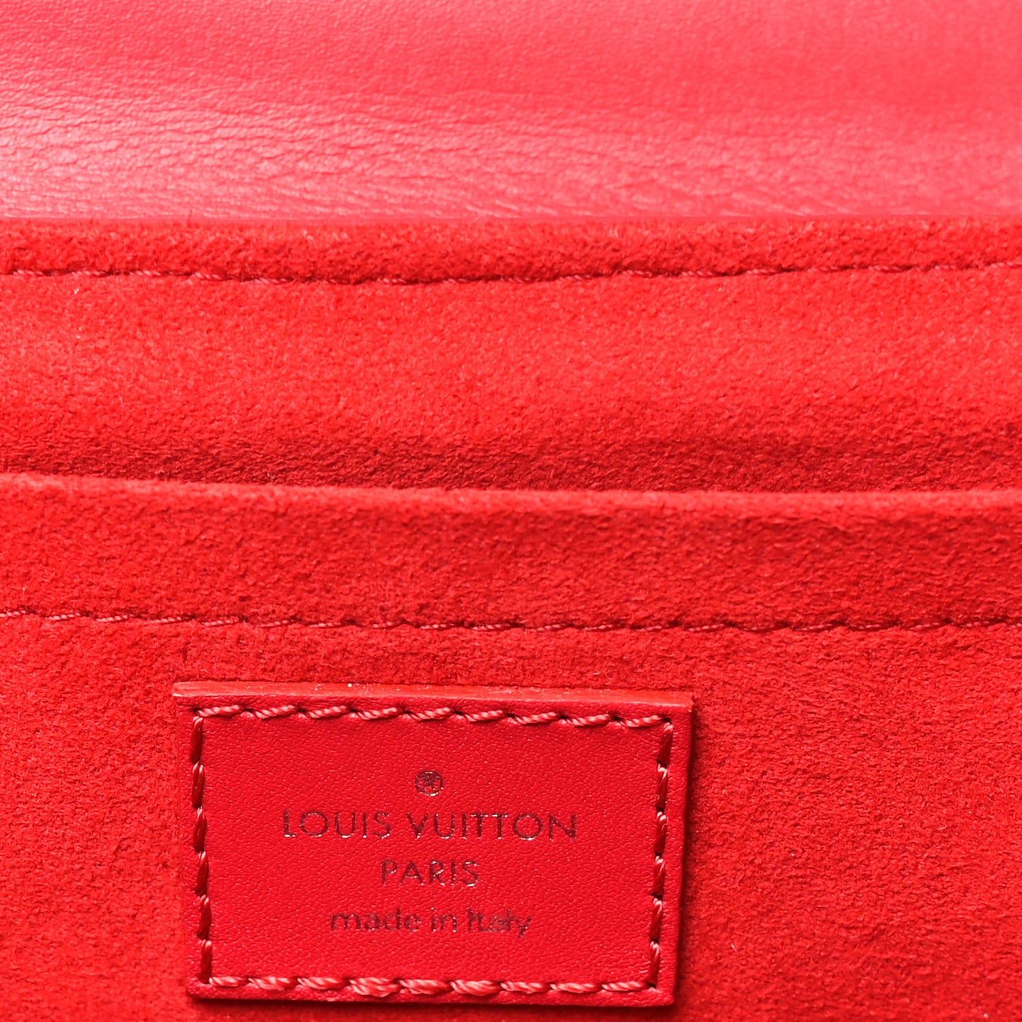 Calfskin New Wave Chain PM Scarlet