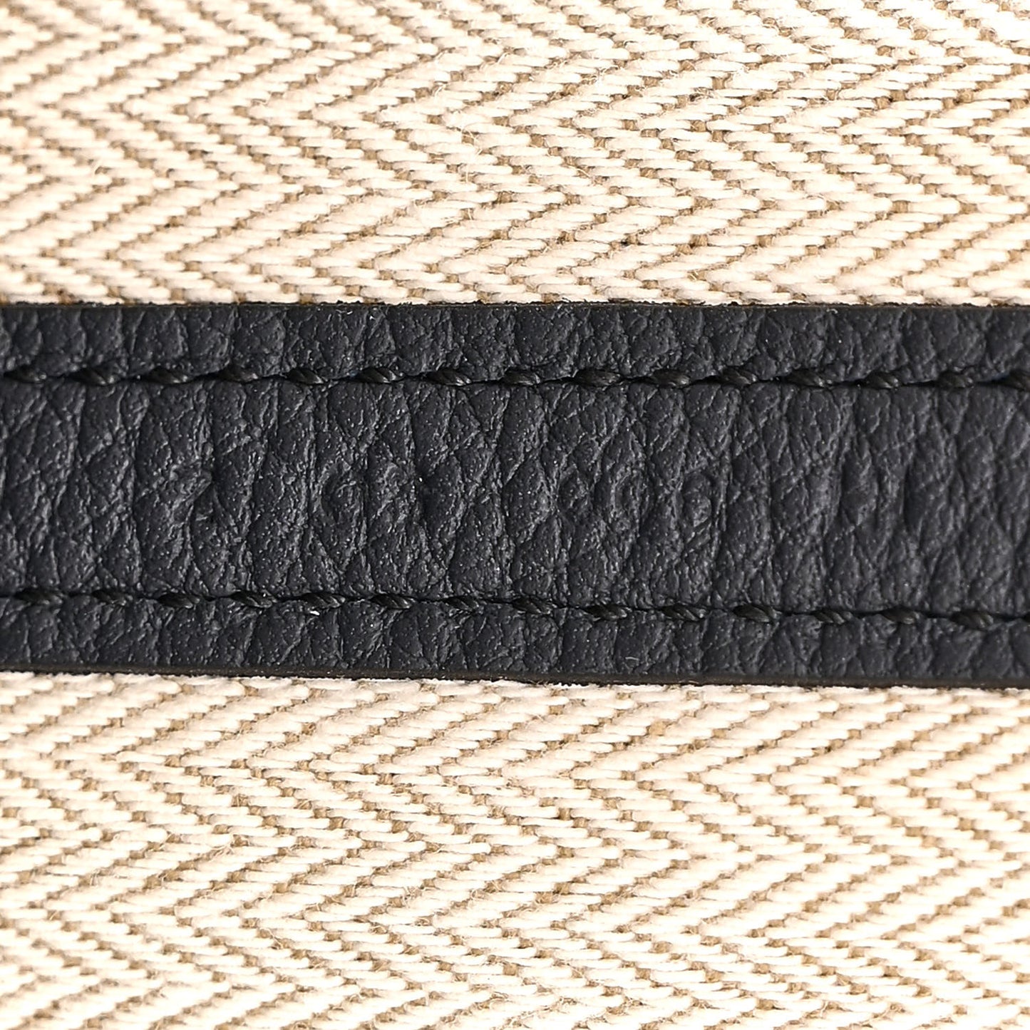 Negonda Garden Party Tote 36 MM Black
