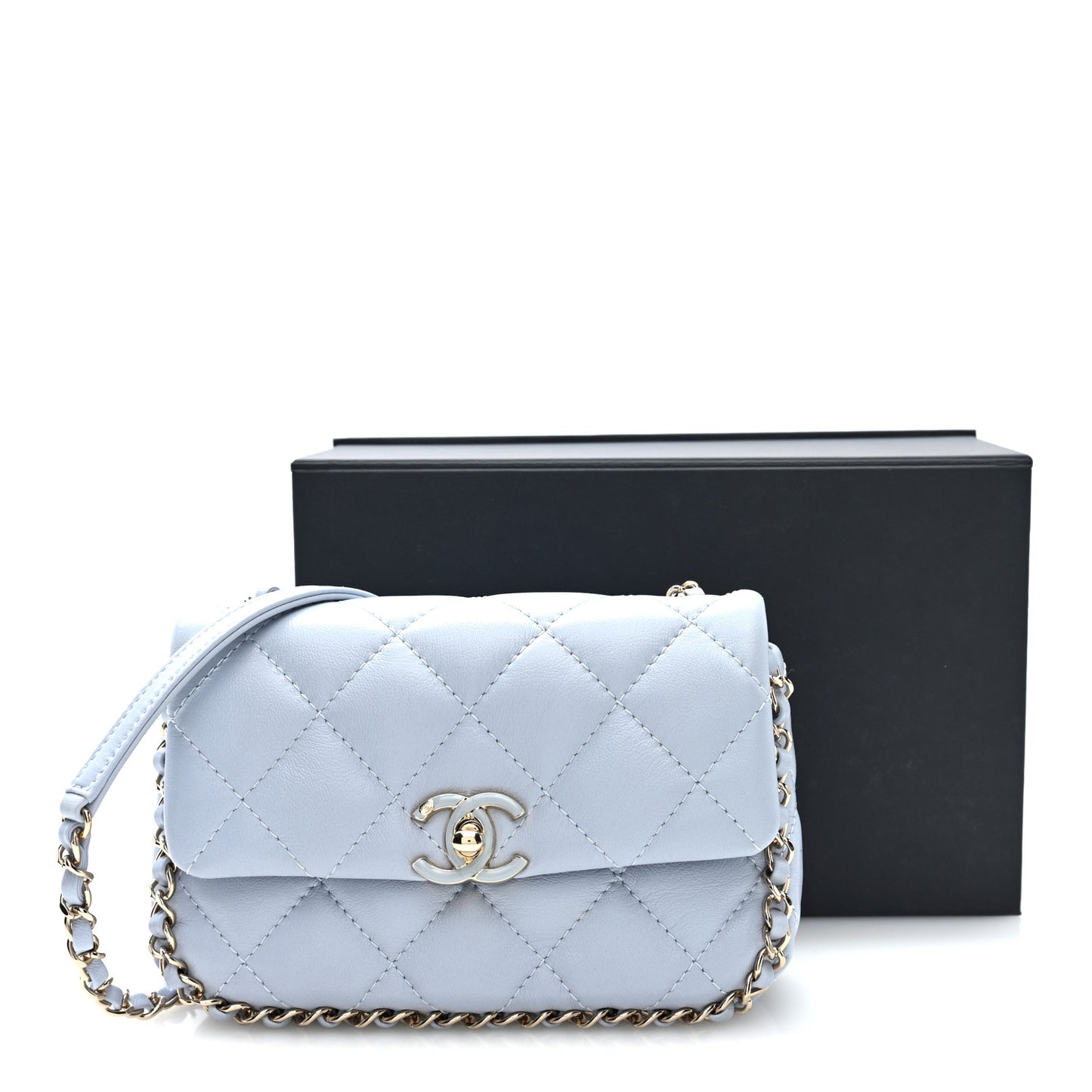 Lambskin Quilted Chain Around Flap Light Grey