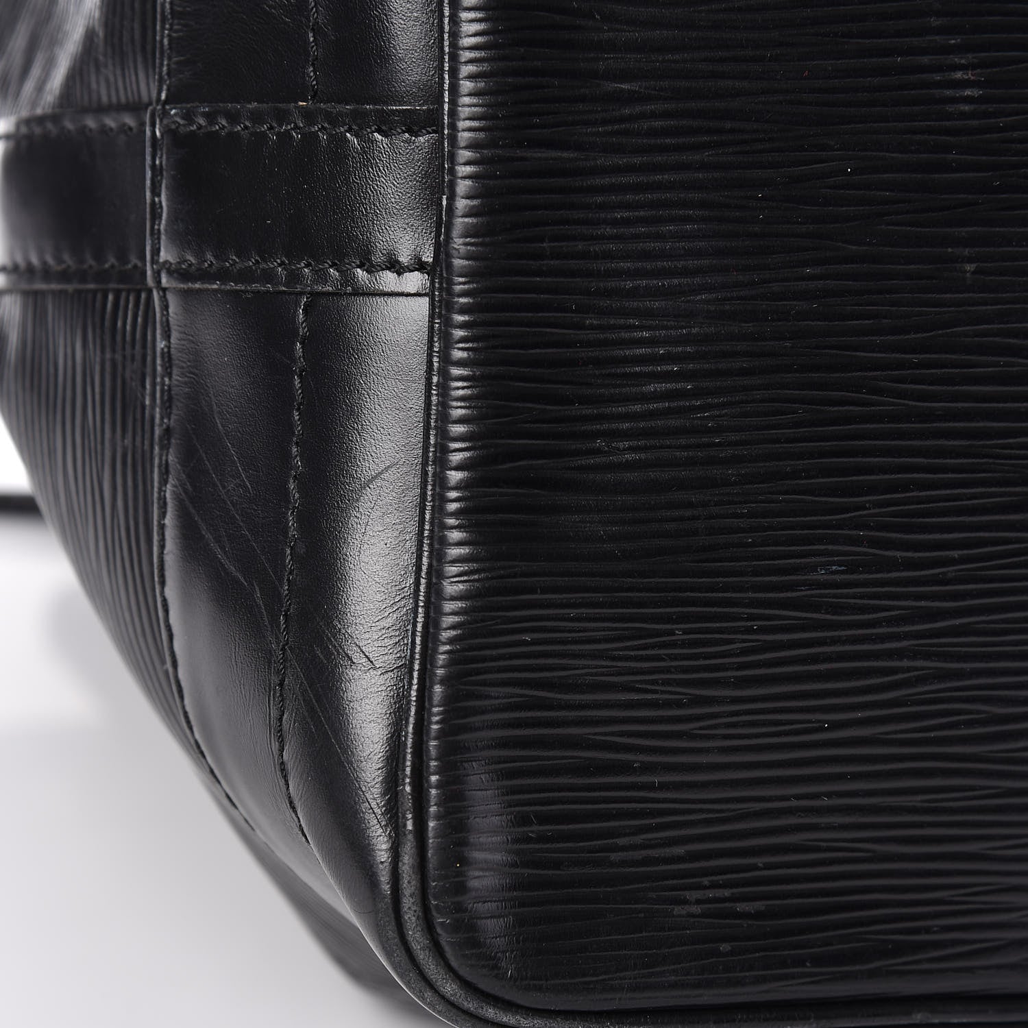 Louis Vuitton Epi Noe Black 9 of 14