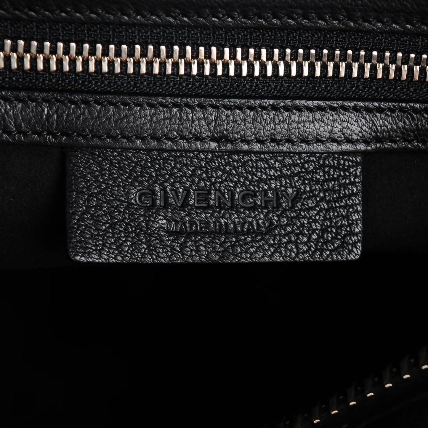 Sugar Goatskin Medium Chain Animation Lucrezia Black