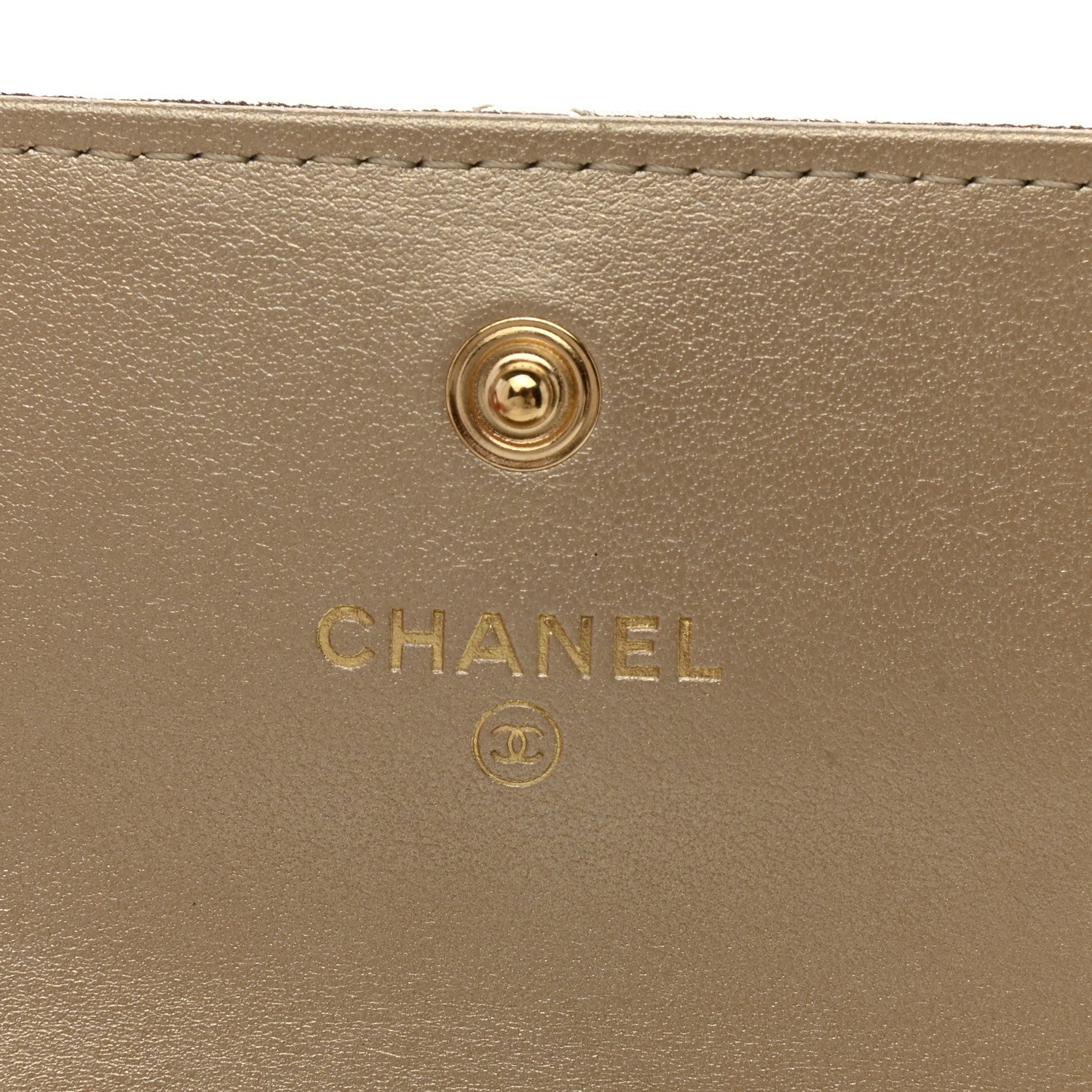 Chanel Metallic Goatskin Quilted Chanel 19 Flap Card Holder Gold 6 of 8