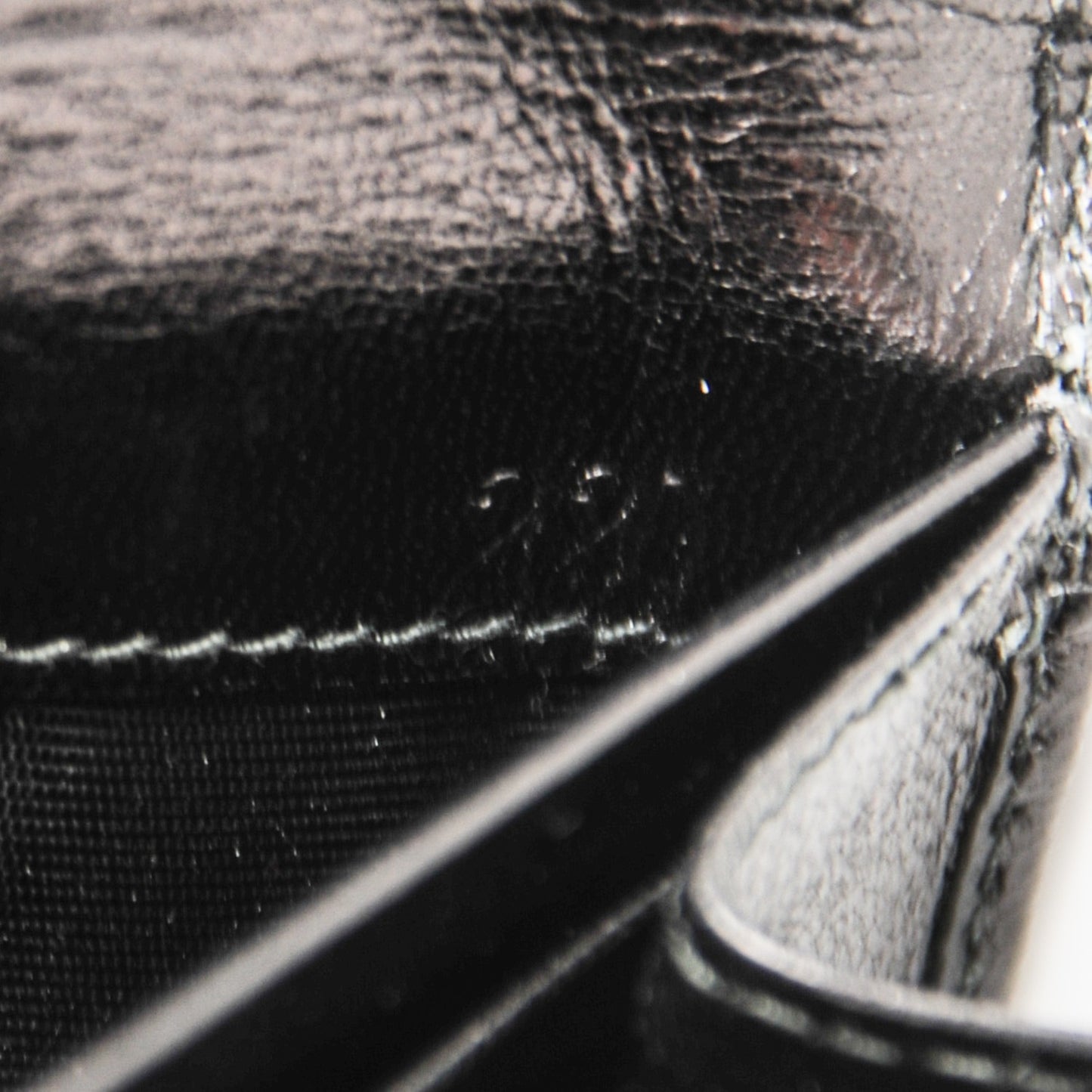 Goatskin Chic Kisslock Flap Wallet Black