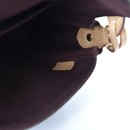 Louis Vuitton Monogram Favorite PM 9 of 11