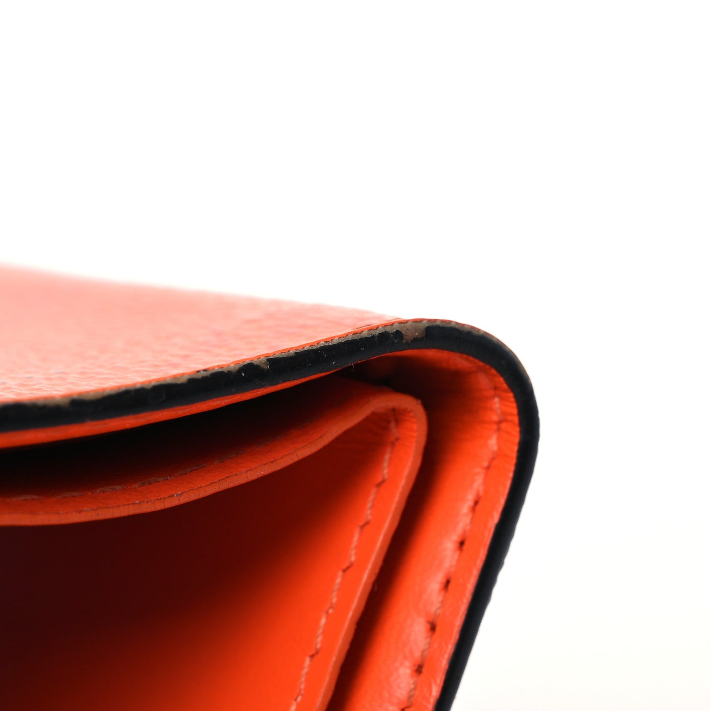 Monogram Taiga Discovery Compact Wallet Orange