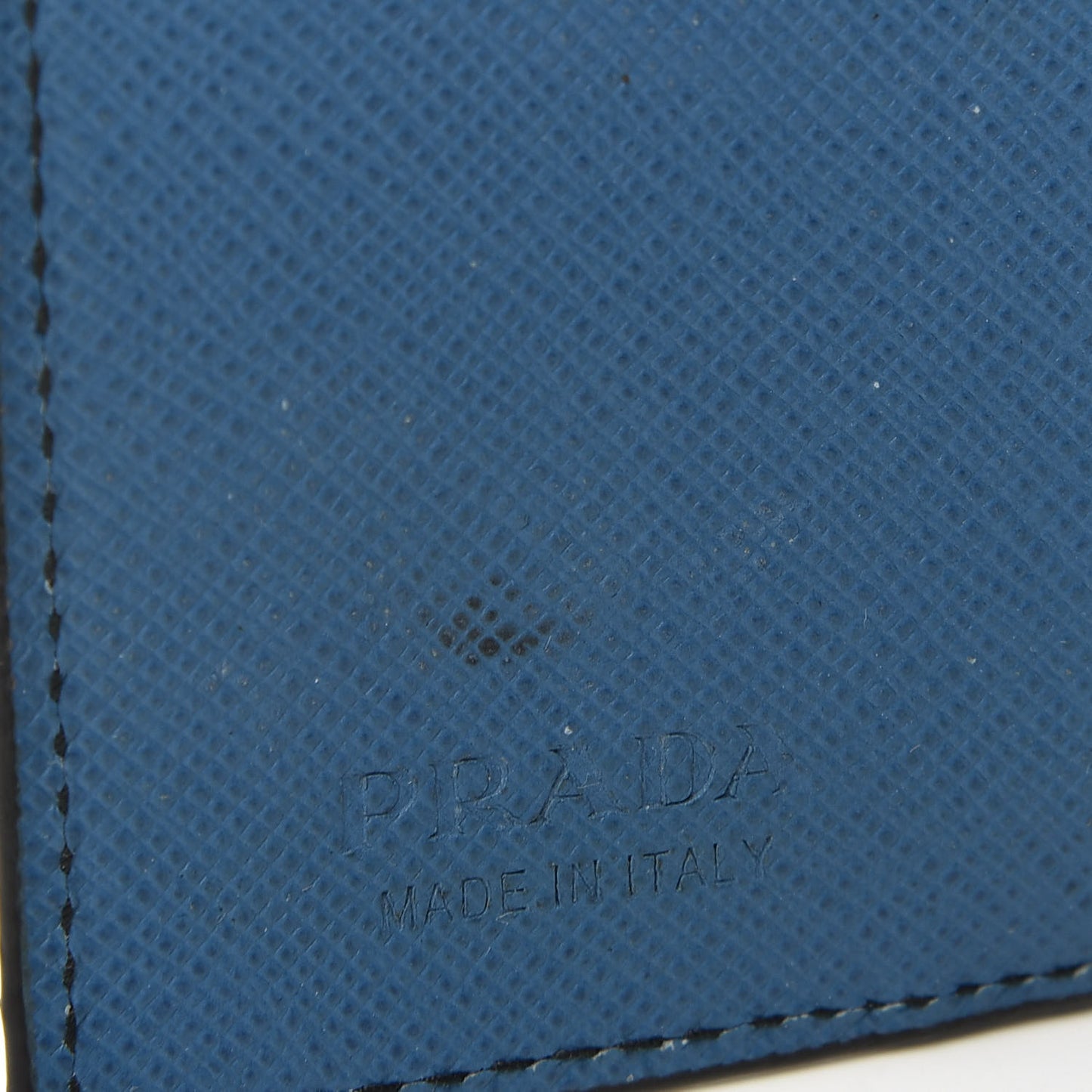 Saffiano Robot 6 Key Holder Blue