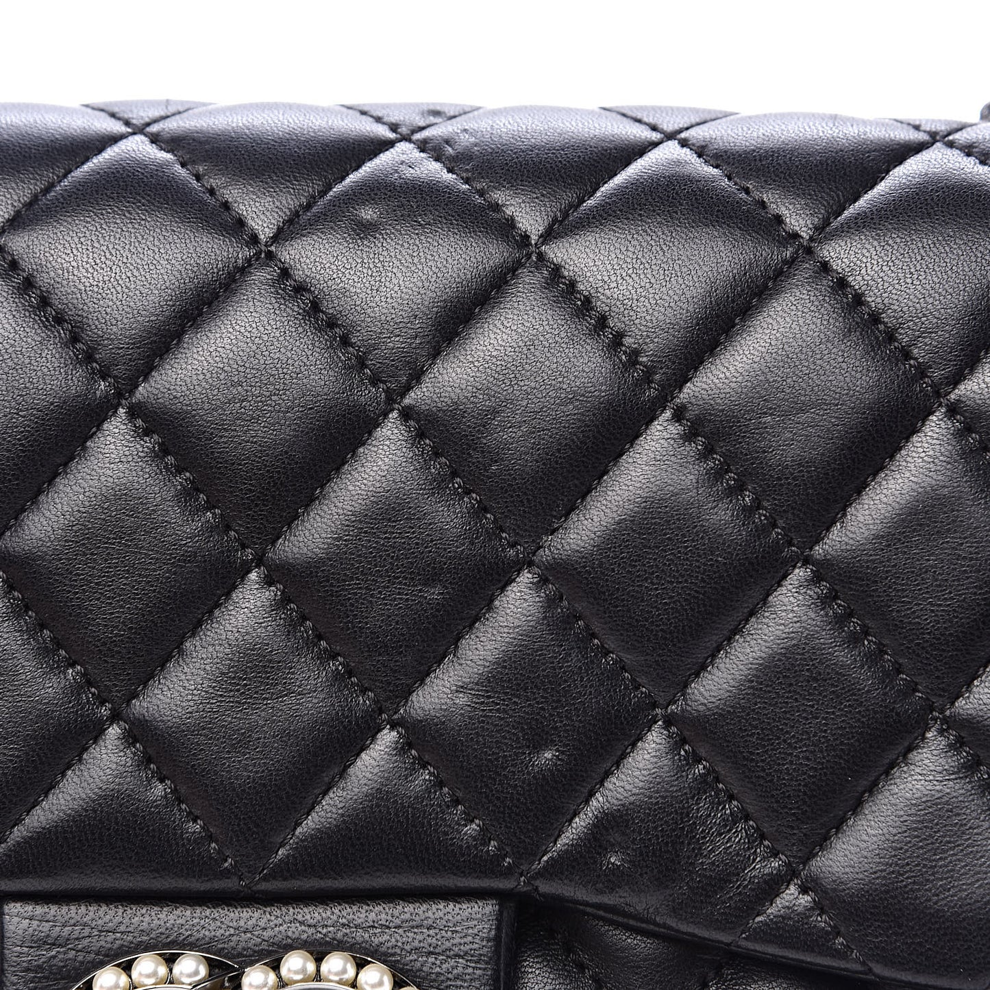 Lambskin Quilted Medium Westminster Pearl Flap Black