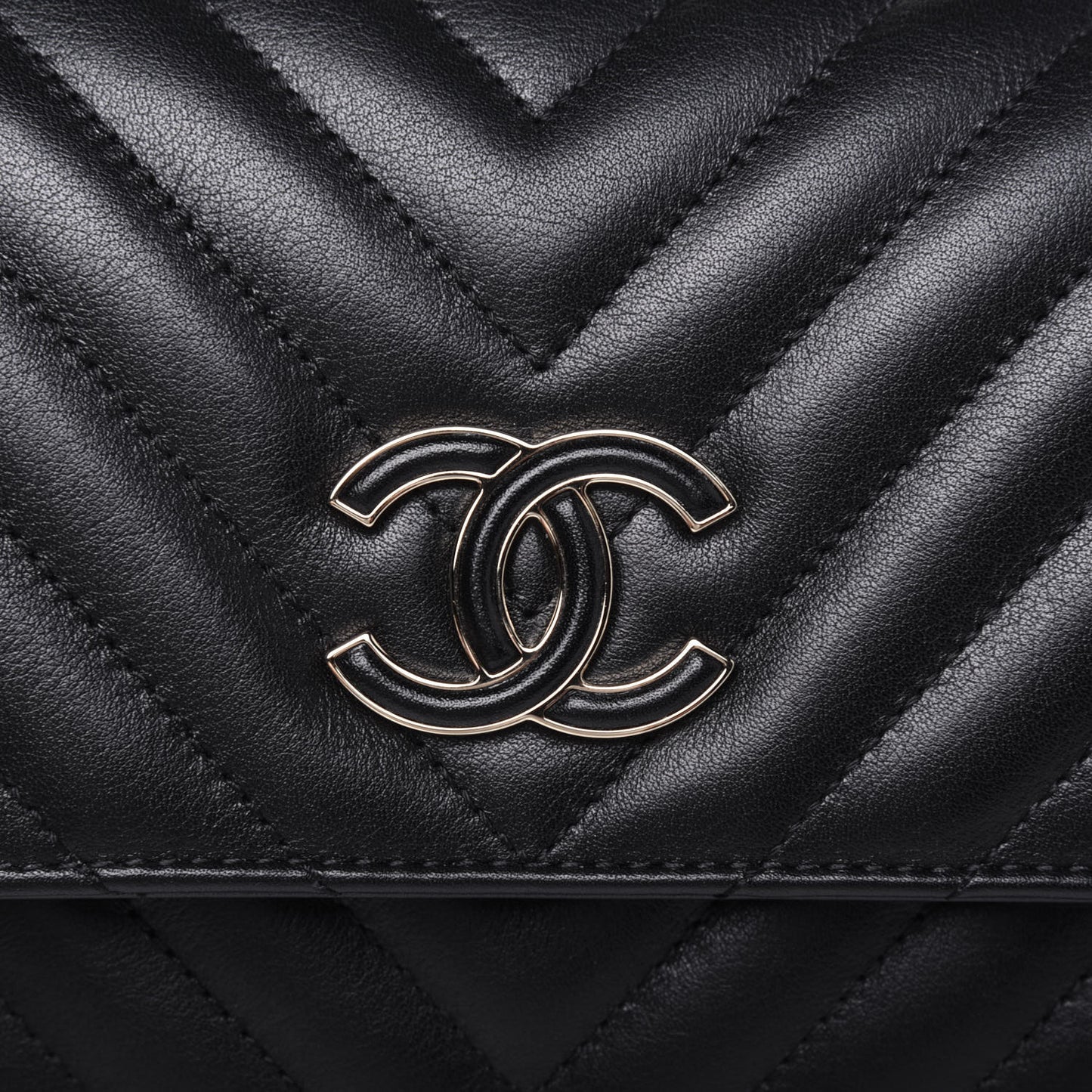 Calfskin Quilted Small Daily Chevron Flap Black