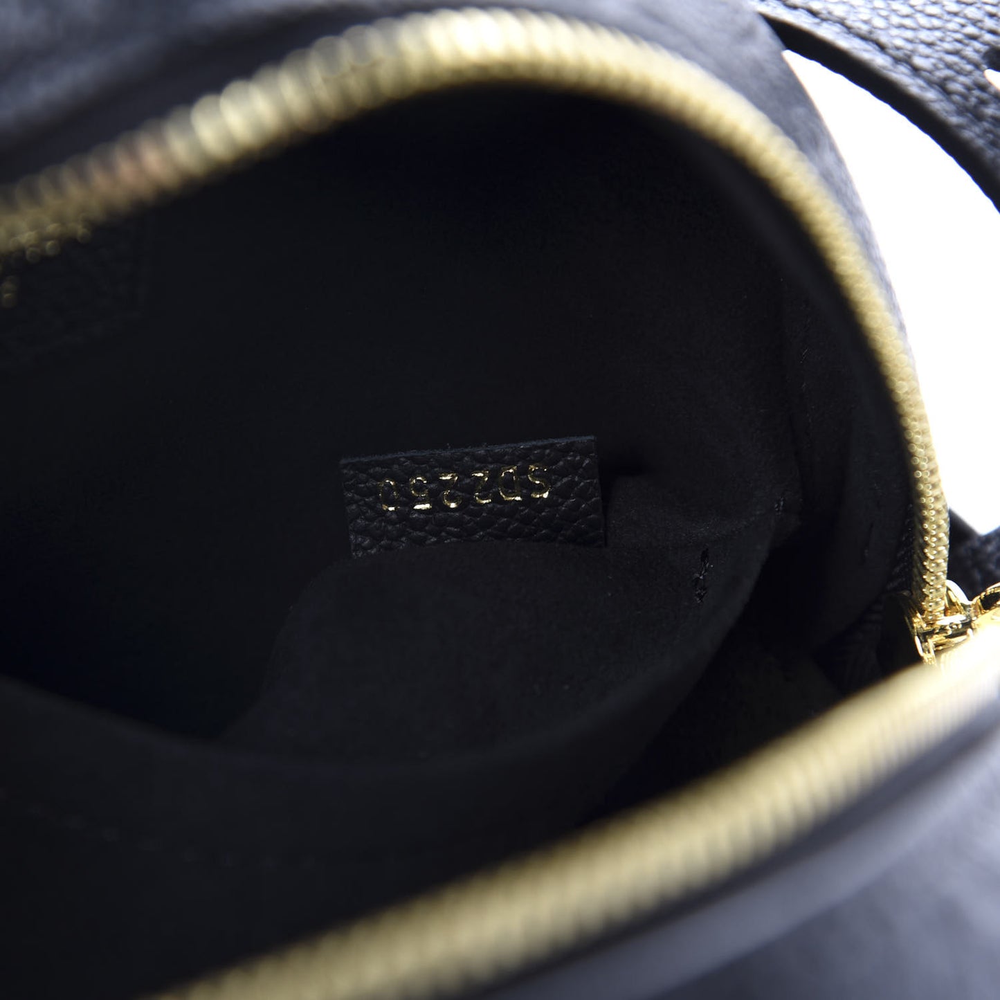 Empreinte Boite Chapeau Souple MM Black