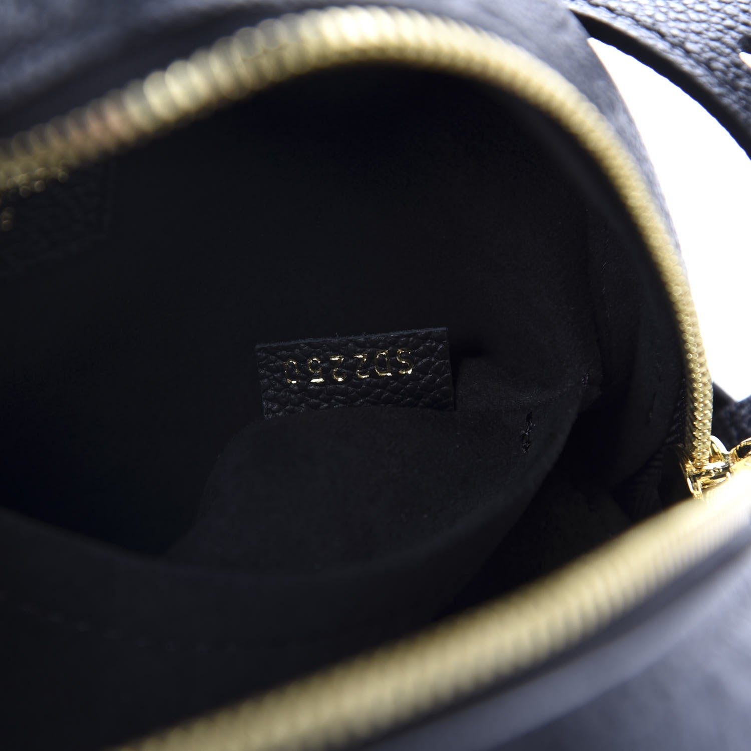Louis Vuitton Empreinte Boite Chapeau Souple MM Black 9 of 10