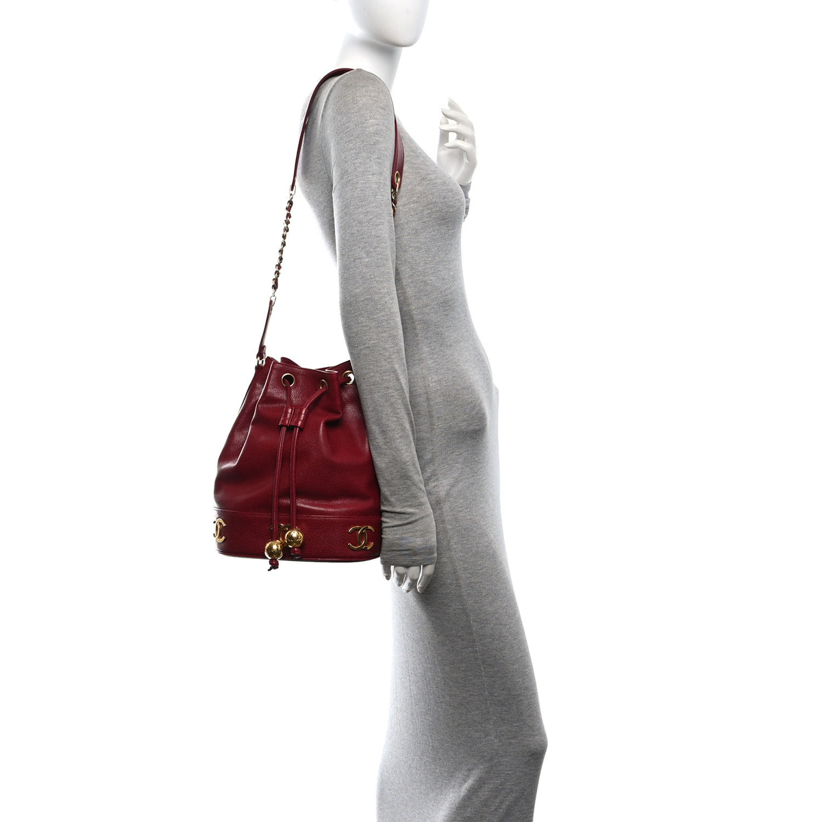 Chanel Caviar CC Drawstring Shoulder Bag Red 2 of 11