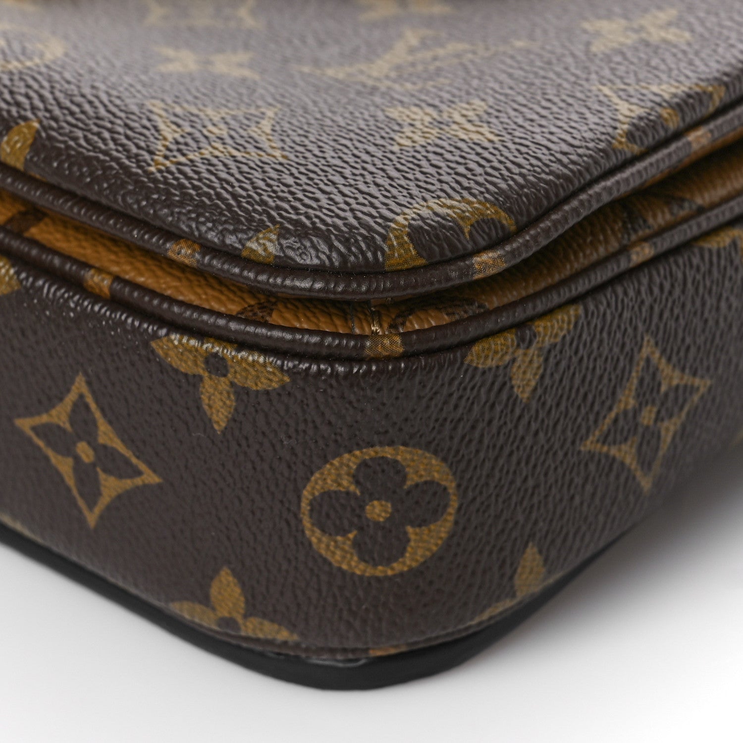 Louis Vuitton Reverse Monogram Pochette Metis 9 of 9