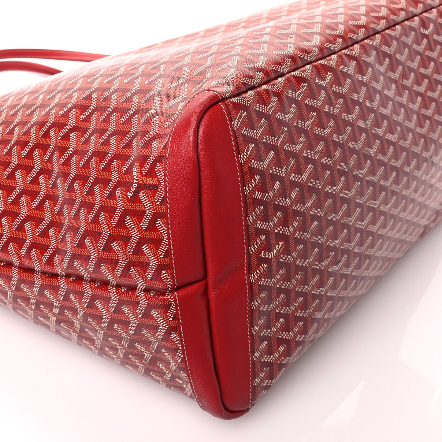 Goyardine Artois GM Red