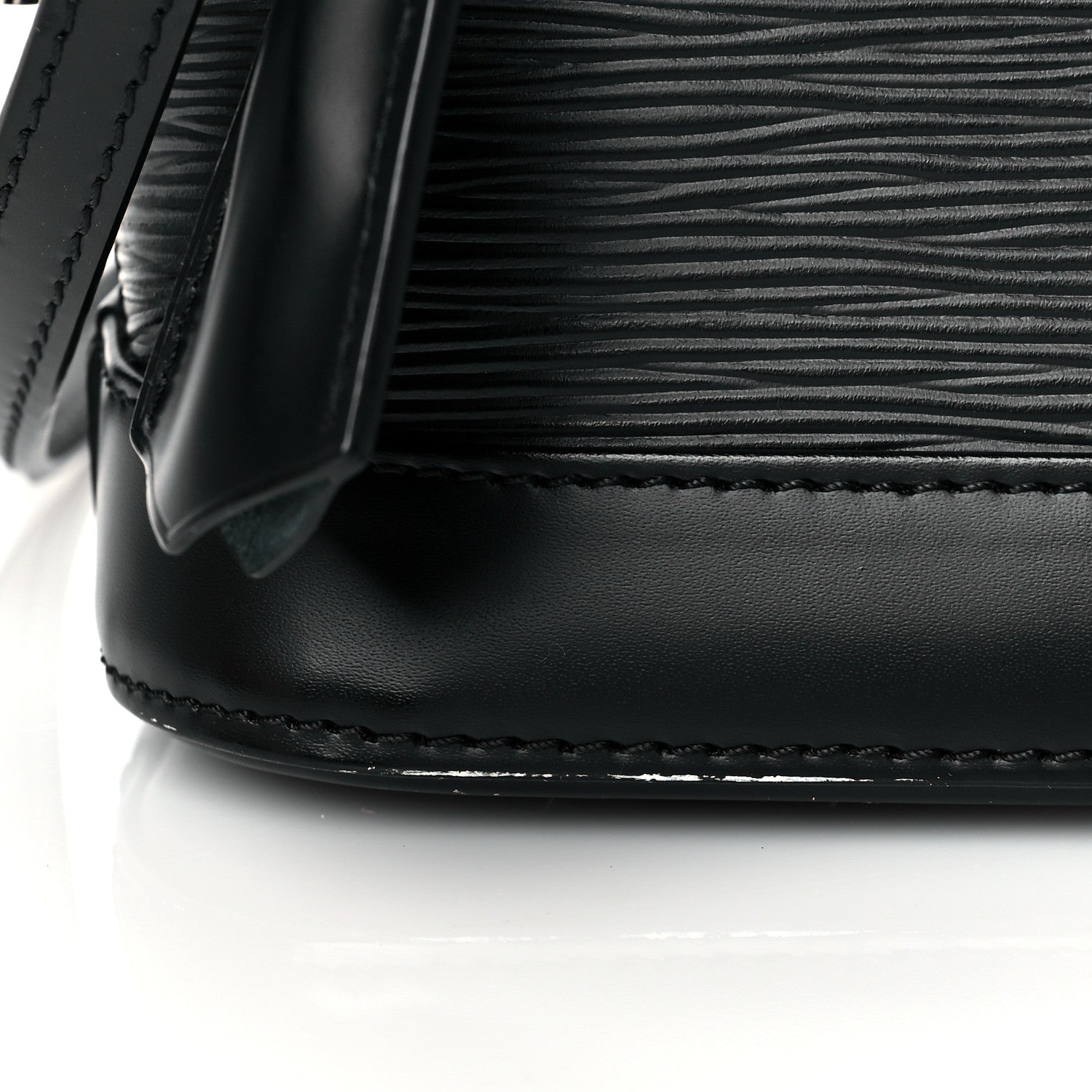 Louis Vuitton Epi Alma BB Black 10 of 12