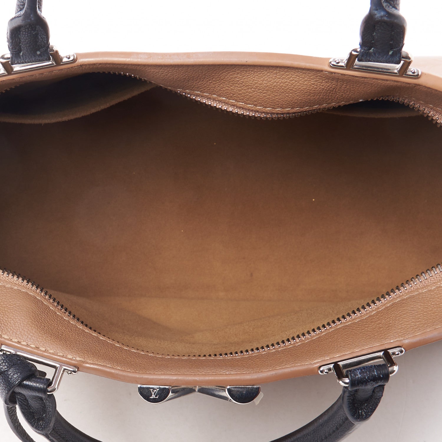 Louis Vuitton Monogram Cuir Plume Very One Zipped Tote Sesame Creme 7 of 8