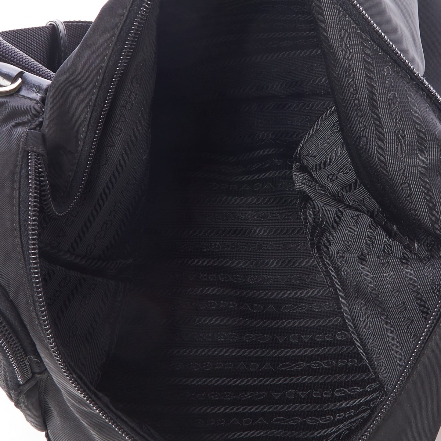 Nylon Tessuto Messenger Bag Black