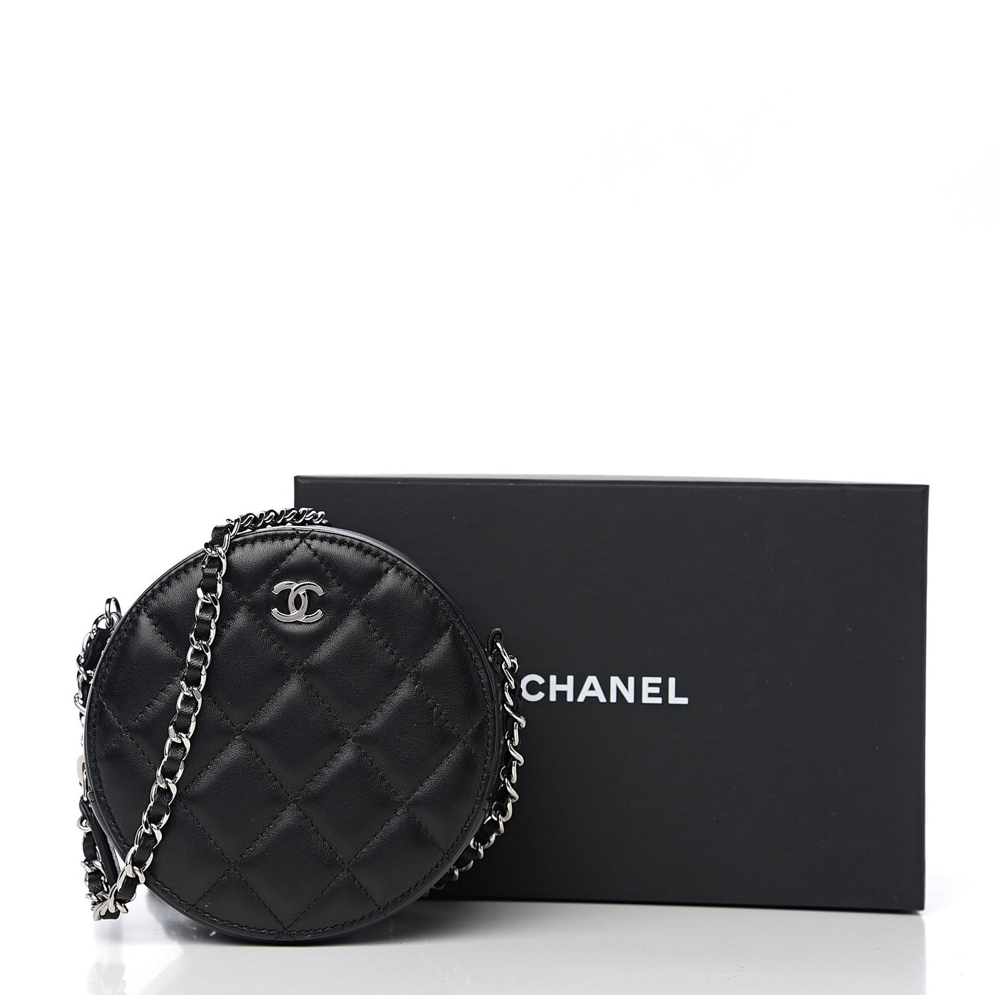 Lambskin Quilted Round Clutch With Chain Black