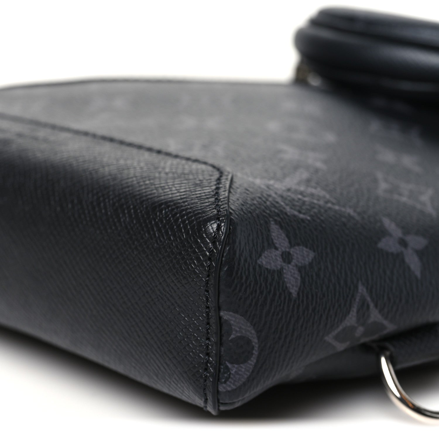 Louis Vuitton Taigarama Duo Slingbag Black 9 of 9